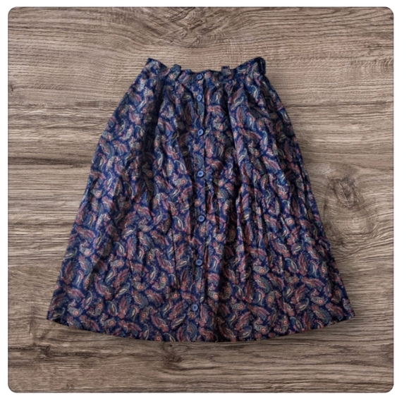 Tilley Dresses & Skirts - Vintage Tilley Endurables skirt with pockets. Made in Canada